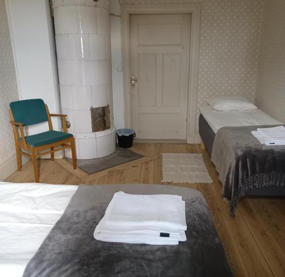 スタンダードトリプルルーム, Kungsgården Bnb