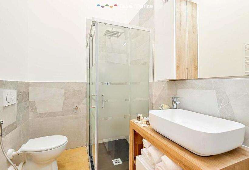 اتاق استاندارد, 5 Terre Central, Terremarine