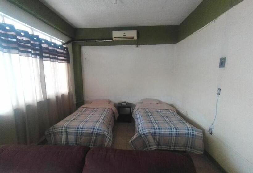 اتاق استاندارد, El Refugio