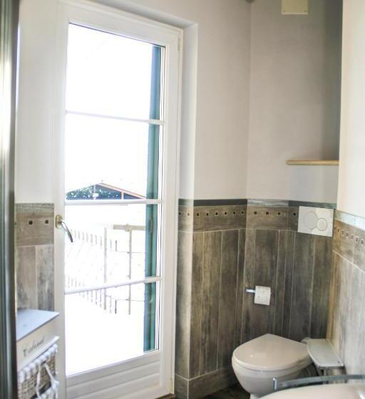 四人高级间, Boteroom Relais
