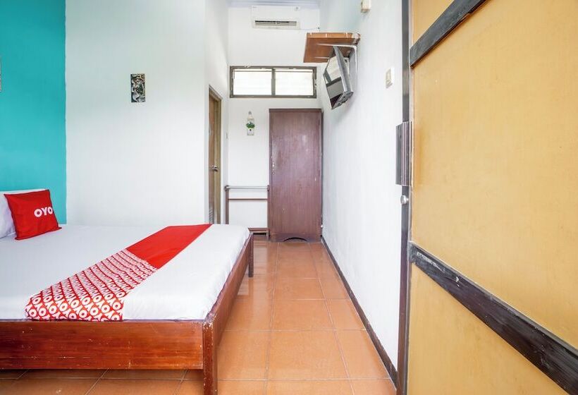 Номер Deluxe, Oyo 94172 Mata Air Guest House Madiun