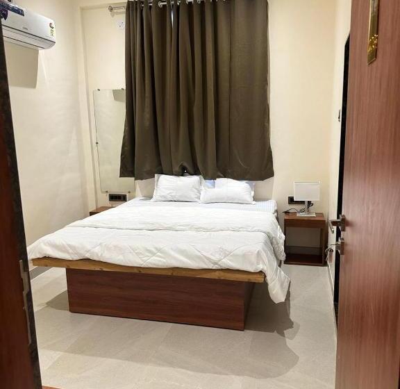 Номер Стандарт, Leo Deluxe & Suite Room