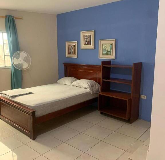 اتاق اکونومی, Habitaciones Amobladas   Manabí Suites