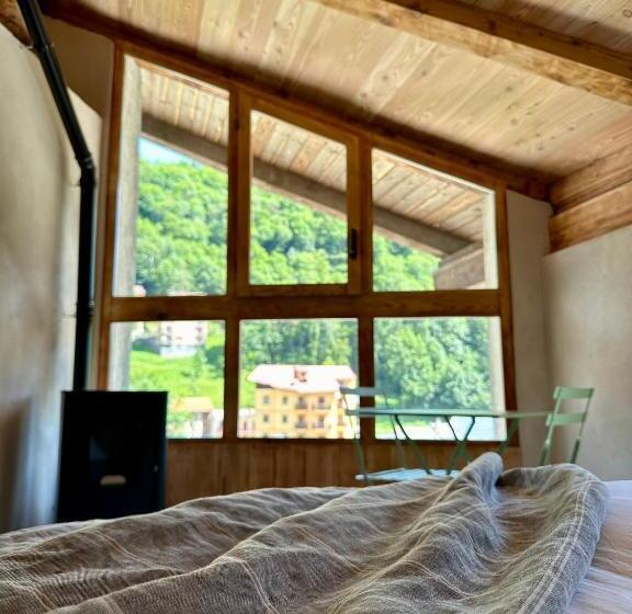 Номер Deluxe, The Crissolo Lodge
