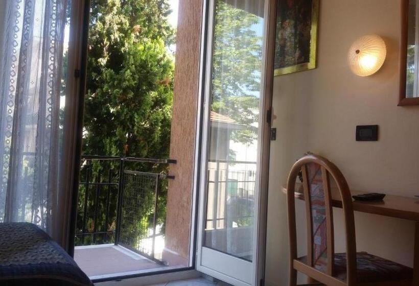 اتاق استاندارد یک تخته با بالکن, San Giorgio