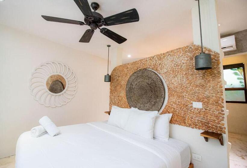 اتاق لوکس, Spirit Holbox