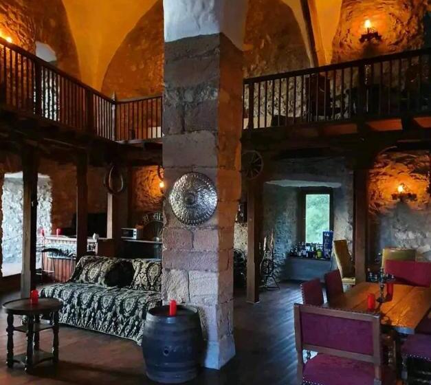 四人标准间, Burg Hermannstein   Rittersaal