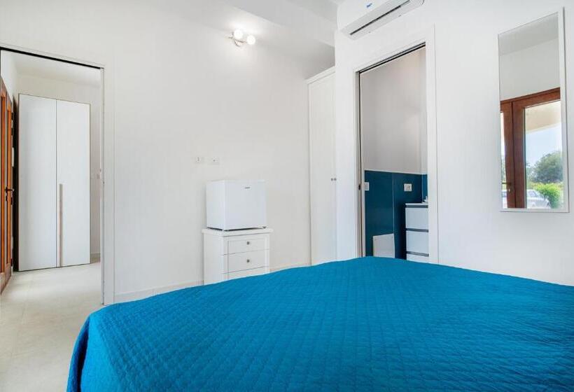 اتاق لوکس چهار تخته, Ambra Holiday Rooms   La Cinta