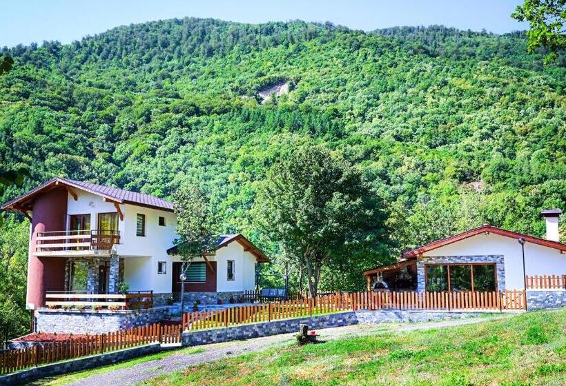 Четырехместный Номер Стандарт, стаи за гости ингилизовата къща