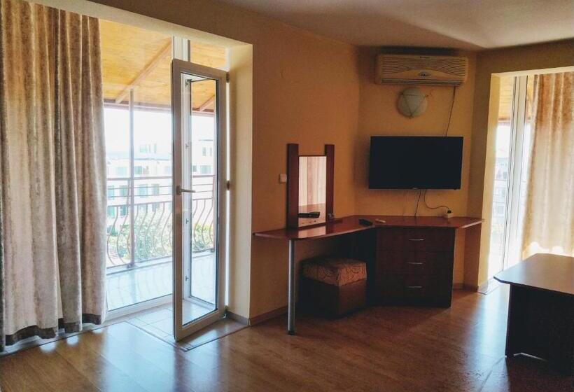 Studio Standard Widok Morze, стаи лилия 18