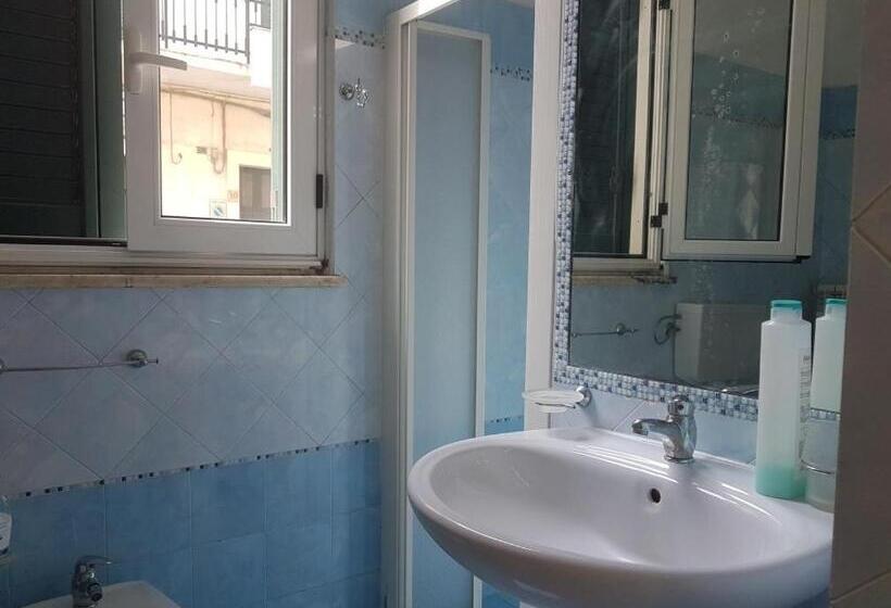 标准间, B&b Elio S