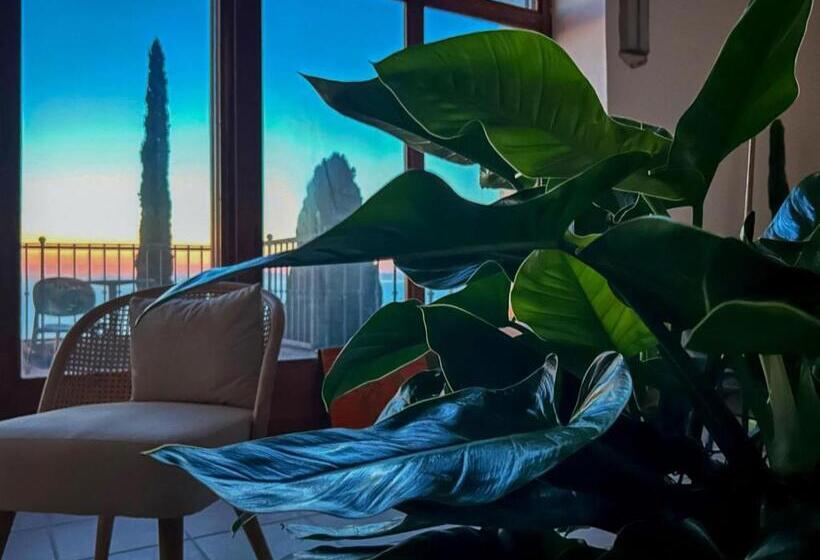 Люкс Вид на Море, Villa Velta Sea Sunset