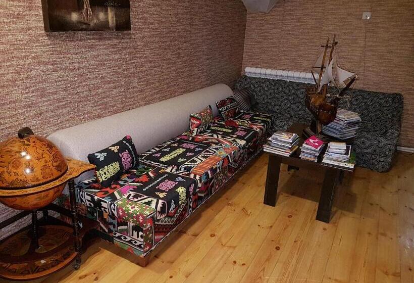 اتاق استاندارد, Cth Baku Hostel