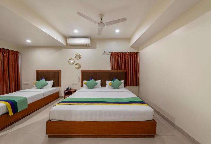 Номер Superior, Treebo Sam Residency