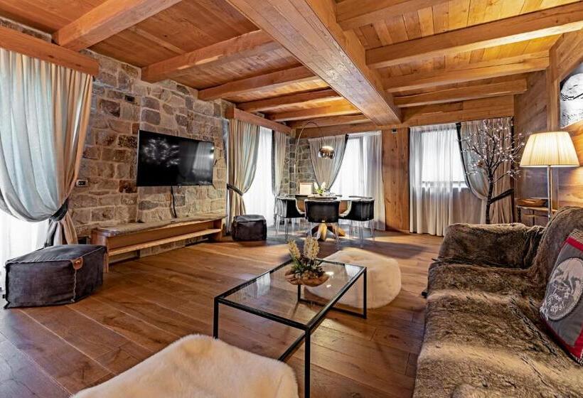 סוויטה דלוקס, Fiocco Di Neve Relais & Spa