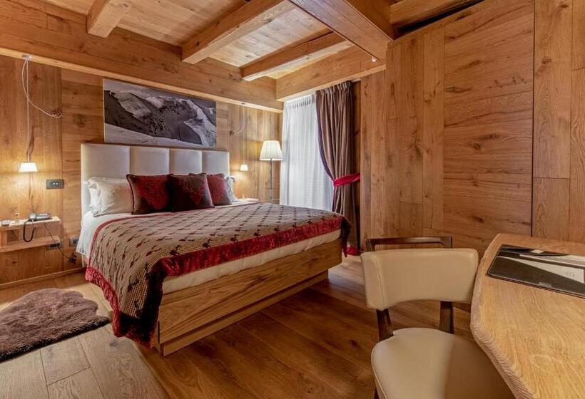Люкс Повышенной Комфортности, Fiocco Di Neve Relais & Spa