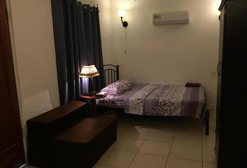 Студия Стандарт, Villa Prats