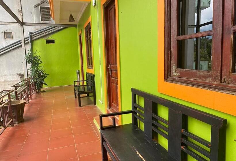 اتاق استاندارد با تخت بزرگ, Daun Pisang Homestay & Restaurant View Fanxipan