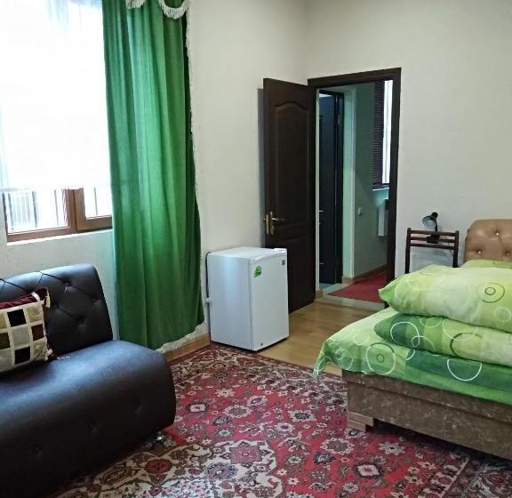 1 Bedroom Apartment, Komitas Avenue Guest House