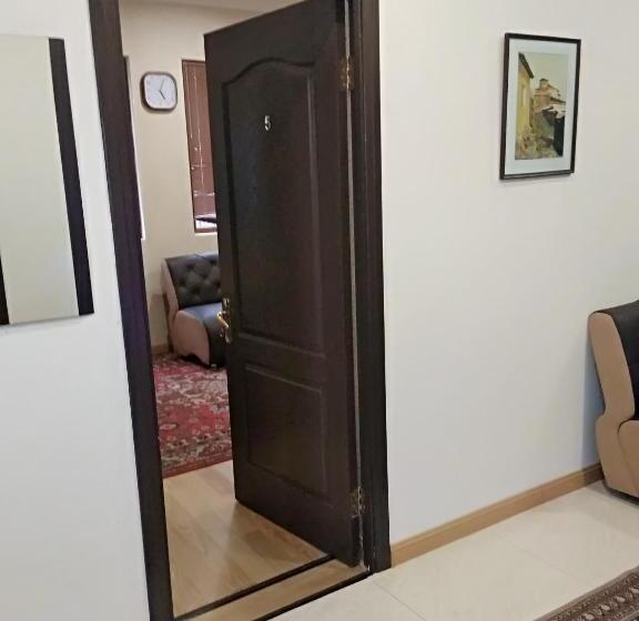 1 Bedroom Apartment, Komitas Avenue Guest House