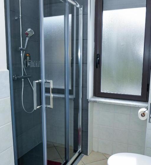 Quarto Quádruplo Clássico, B&b Damiani