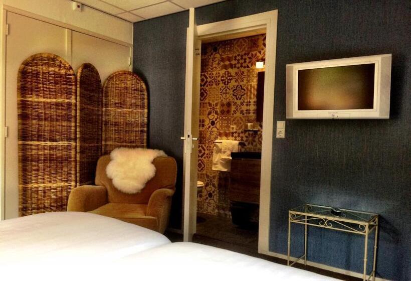 Номер Стандарт Трехместный, West Inn