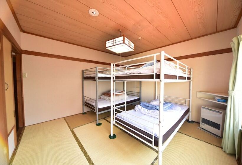Четырехместный Номер Стандарт, Sakanoue Kaikan