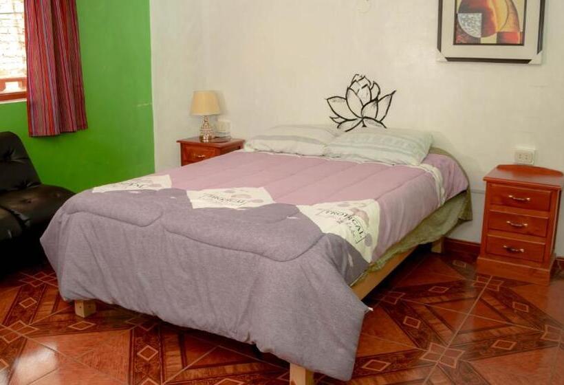 اتاق استاندارد, Huaraz Colonial