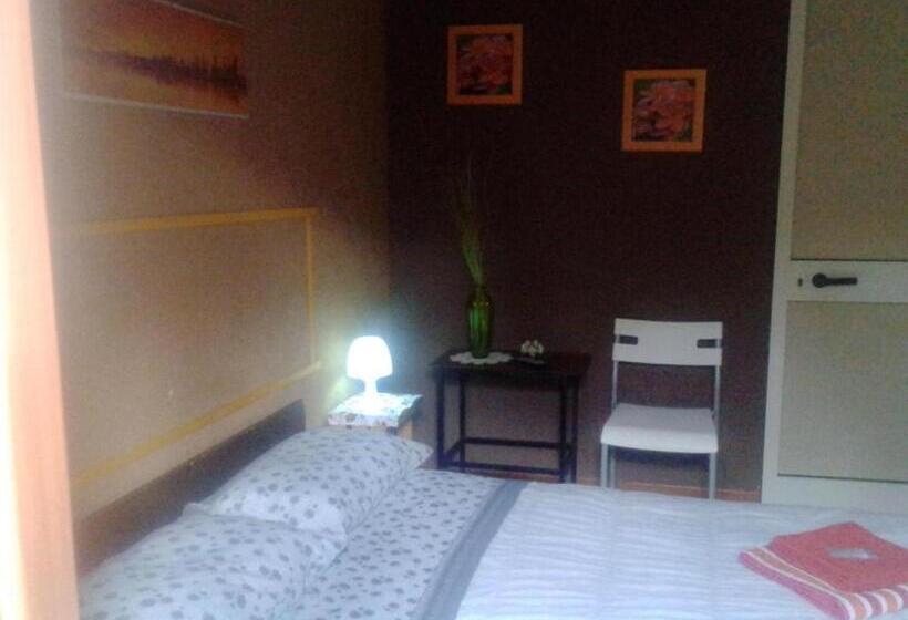 Четырехместный Номер Стандарт, Room In Bb   Bb Sciddicu Rooms, Lg