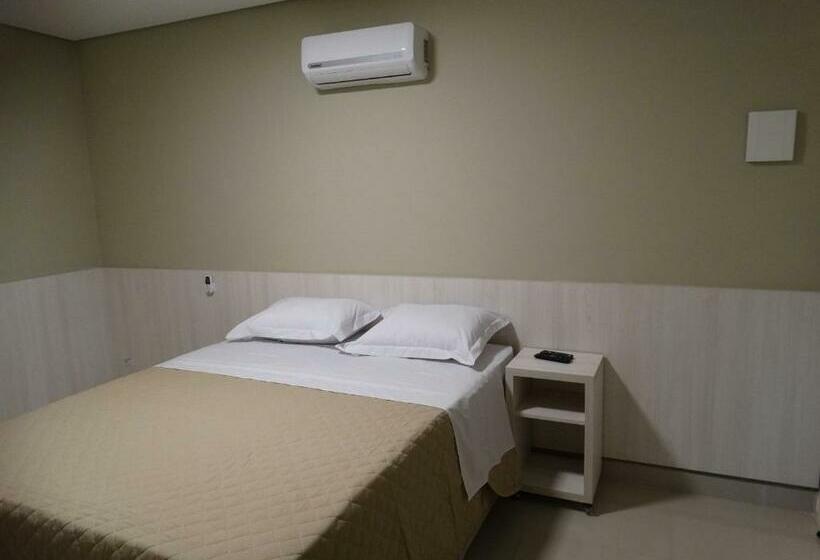 اتاق سوپریور یک تخته, Cynn Hotels