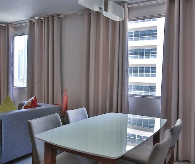 سوییت, Valero Grand Suites By Swissbel