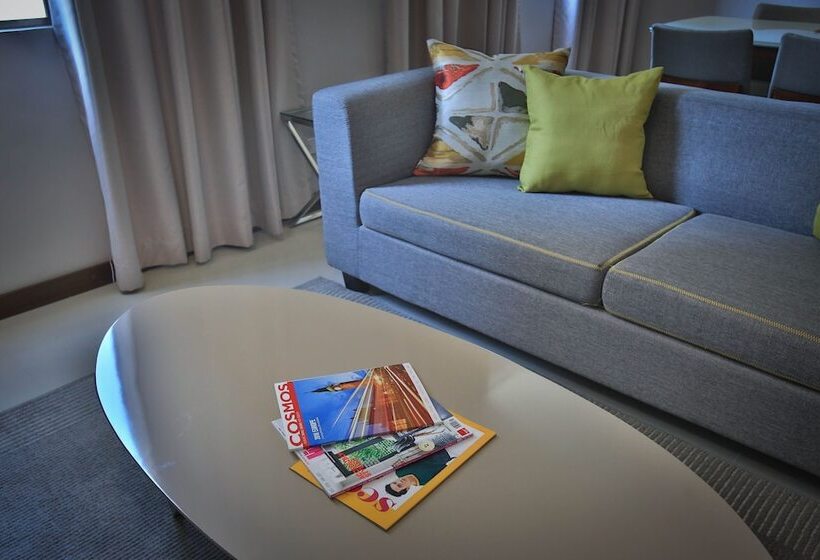 سوییت, Valero Grand Suites By Swissbel