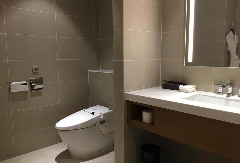 Люкс Повышенной Комфортности, Lotte Resort Sokcho