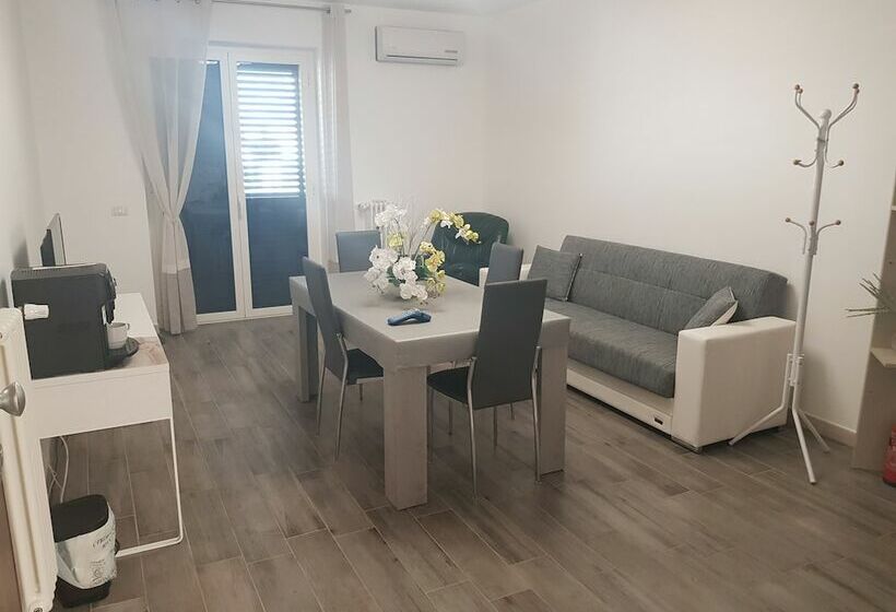 Apartamento 2 Dormitórios, Santa Maria Vetere