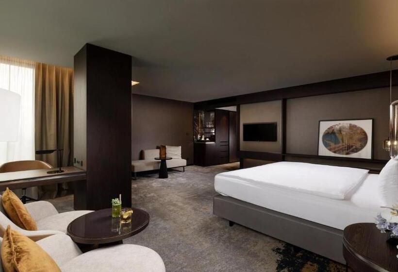 اتاق لوکس با تخت بزرگ, Intercontinental   Ljubljana, An Ihg