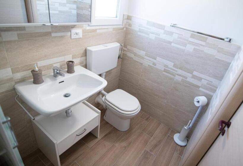 家庭间, B&b Villaggio Regina