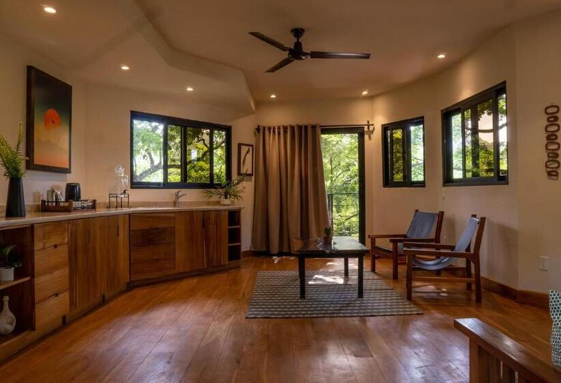 بانگلوی استاندارد, Treecasa Hotel & Resort Nicaragua