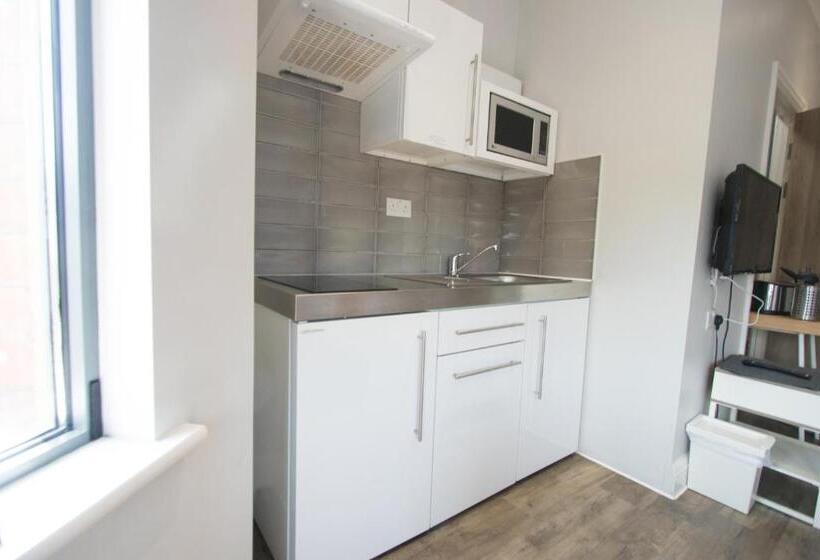 Студия Deluxe, Westciti Caroco Apart