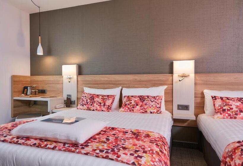 Номер Стандарт, Kyriad Pontarlier