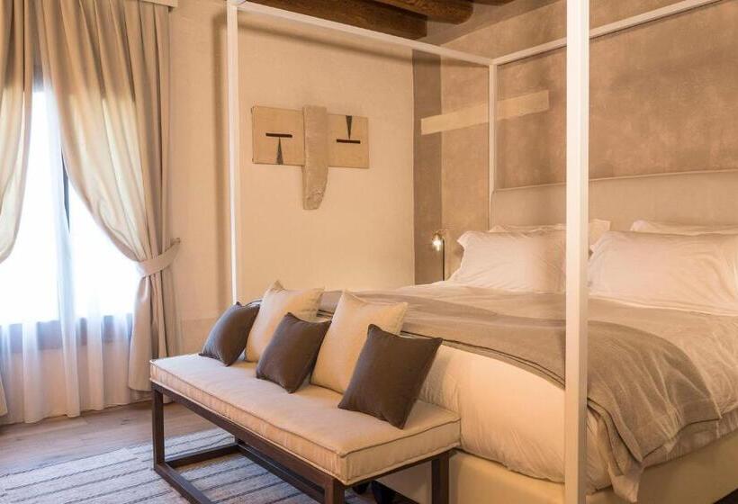 اتاق کلاسیک, La Barchessa Di Villa Pisani