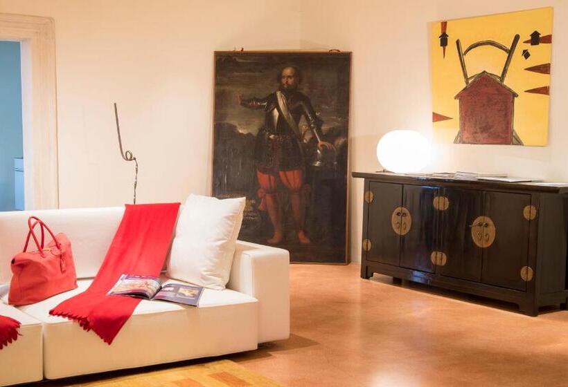 سوییت لوکس, La Barchessa Di Villa Pisani