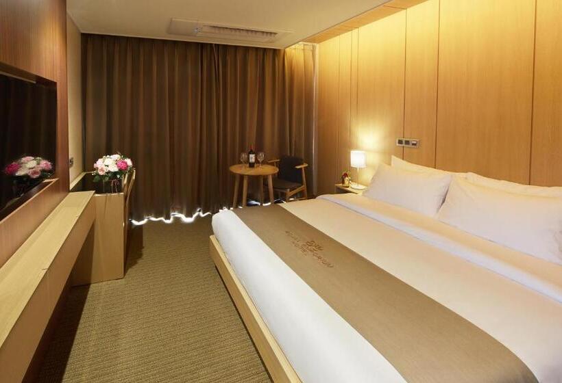 Номер Премиум, Royal Emporium Incheon Airport