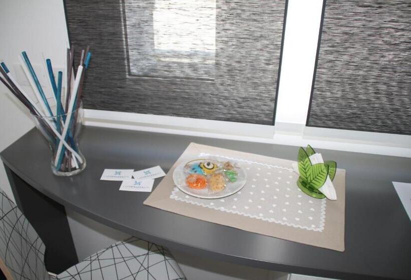 اتاق استاندارد با بالکن, La Terrazza B&b