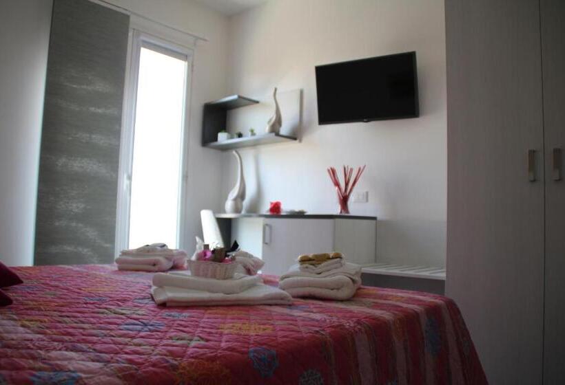 اتاق استاندارد با بالکن, La Terrazza B&b