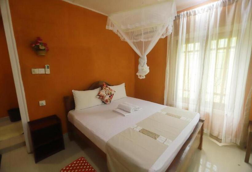 豪华三人间, Sigiriya Pikaso Homestay