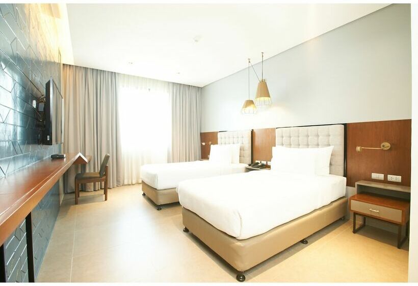 디럭스 룸, Summit Galleria Cebu