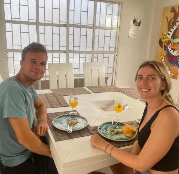 اتاق استاندارد, Alojamiento Arte Y Salud