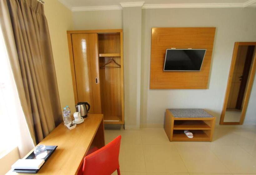 디럭스 룸, Maleosan Inn Manado