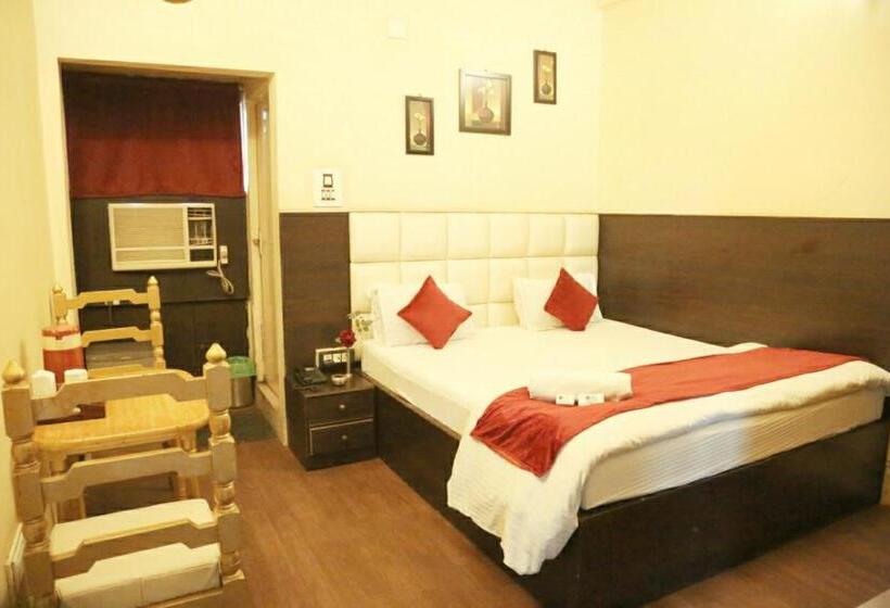 Номер Стандарт, Holidei Inn
