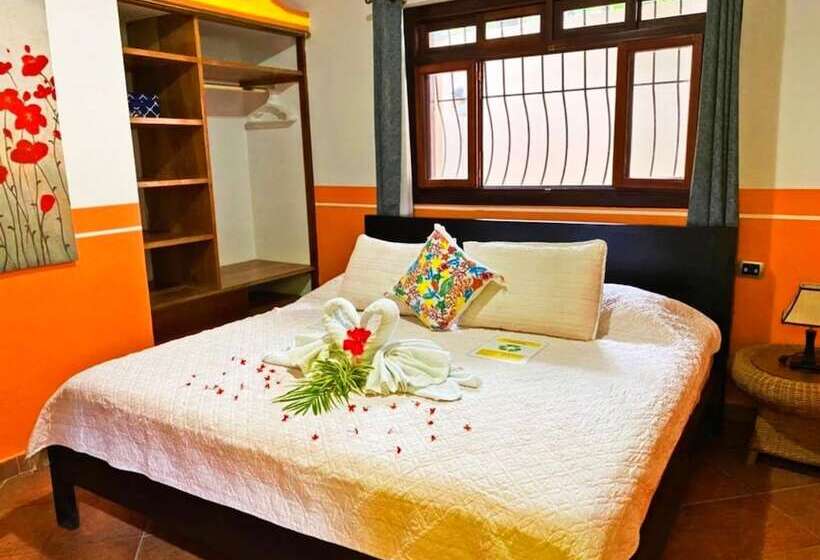 וילה בת 3 חדרי שינה, Villas Verdes
